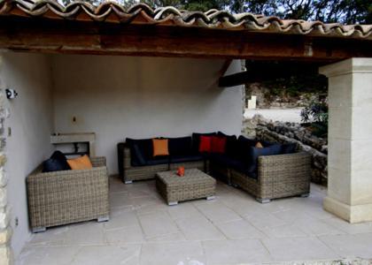 Mas Bella Cortis Acomodação com café da manhã La Garde-Adhémar Exterior foto