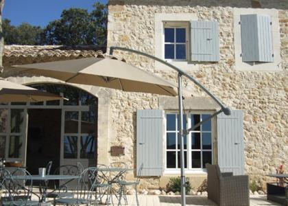 Mas Bella Cortis Acomodação com café da manhã La Garde-Adhémar Exterior foto