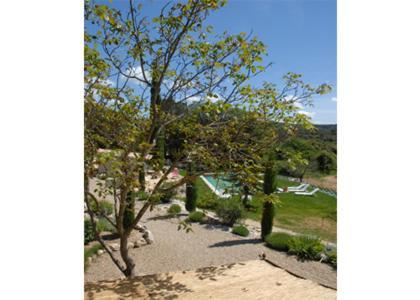 Mas Bella Cortis Acomodação com café da manhã La Garde-Adhémar Exterior foto